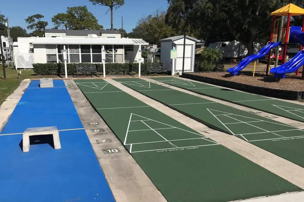 Cozy Tiny Home Near Disney World & Orlando Parks! Kissimmee Extérieur photo